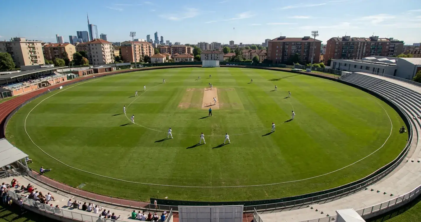 Campo da cricket visto dall'alto con posizioni dei giocatori ben definite